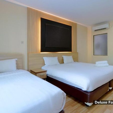 Mutiara Suites Jacarta Exterior foto