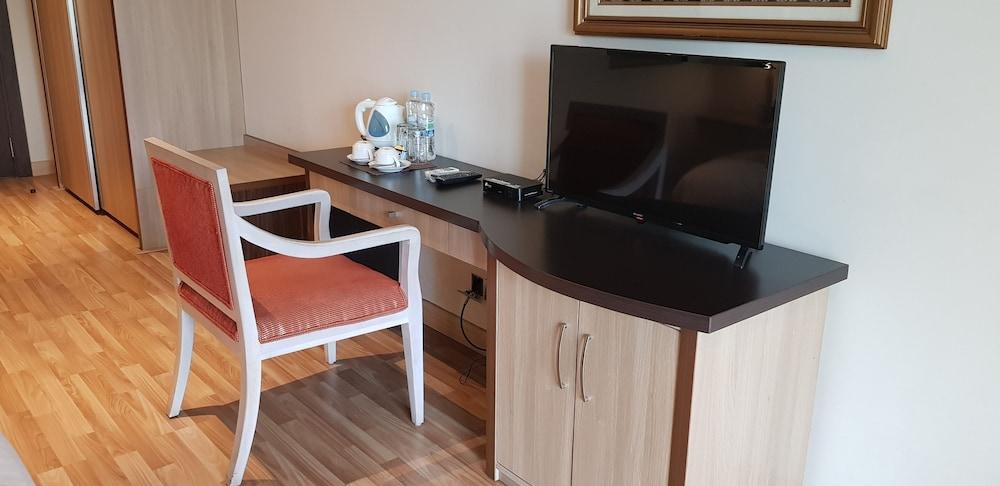 Mutiara Suites Jacarta Exterior foto