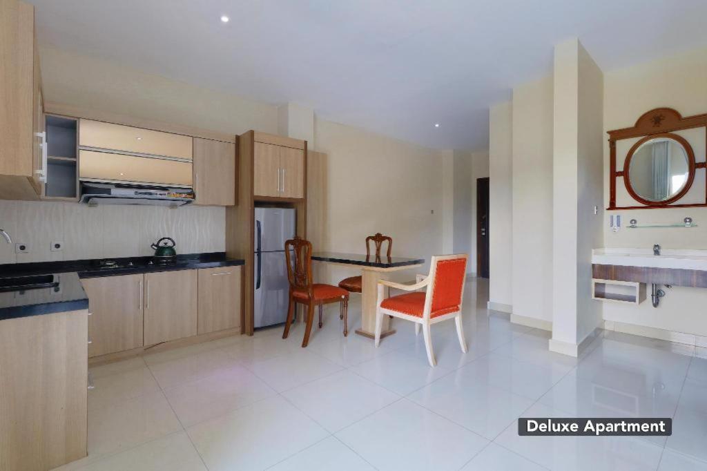 Mutiara Suites Jacarta Exterior foto